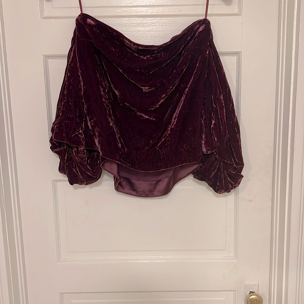 Free people off the shoulder velvet top by free people. Size medium. Worn once.